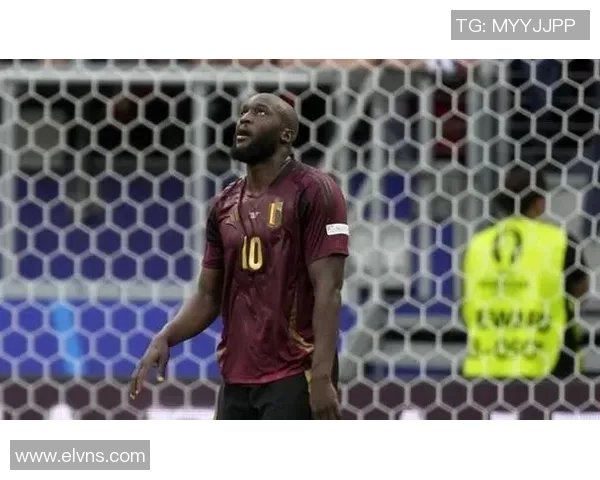 全球足球历史上最拉胯球员排行榜及其尴尬表现解析 全球足球历史上最拉胯球员排行榜及其尴尬表现解析