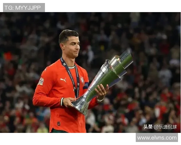 全球足坛巨星汇聚之地 探秘足球明星背后的故事与荣耀 全球足坛巨星汇聚之地 探秘足球明星背后的故事与荣耀