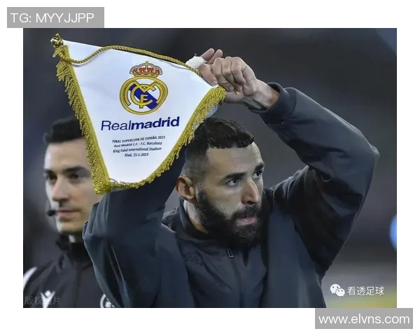 如何辨别足球球星本泽马挂件真伪避免购买到假冒商品